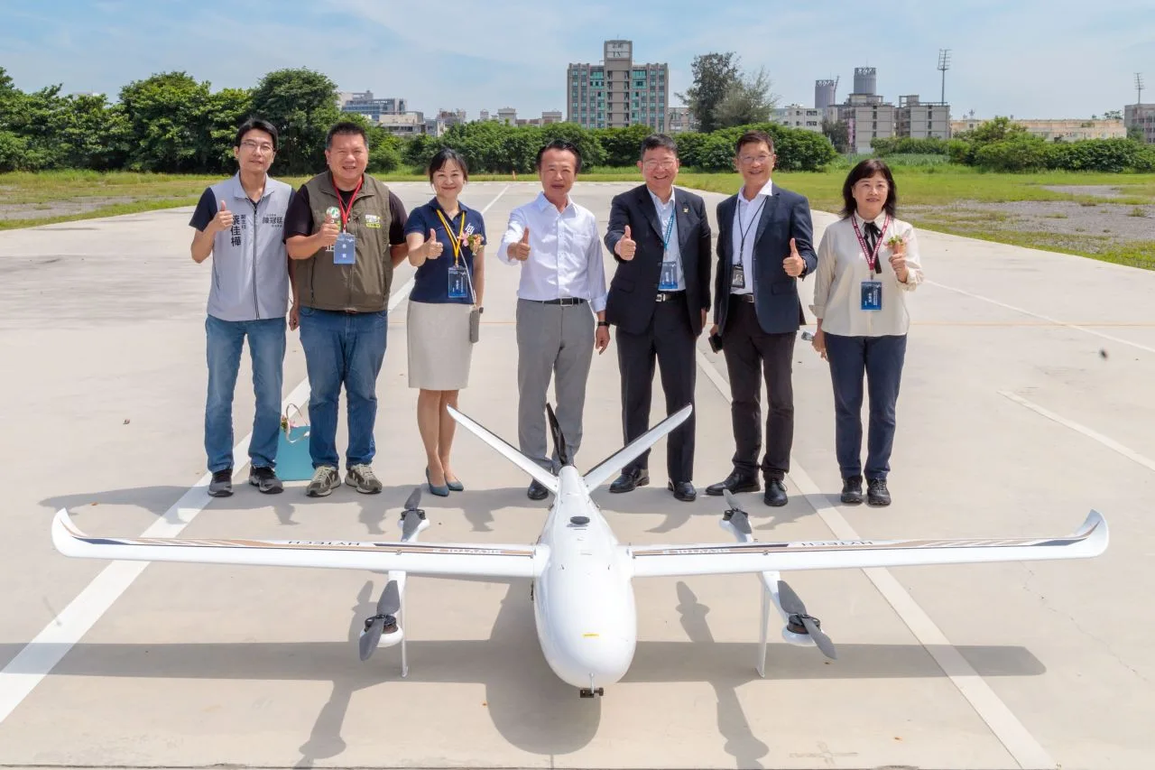 璿元科技發表新品 嘉義縣長翁章梁期許無人機國家隊持續壯大！